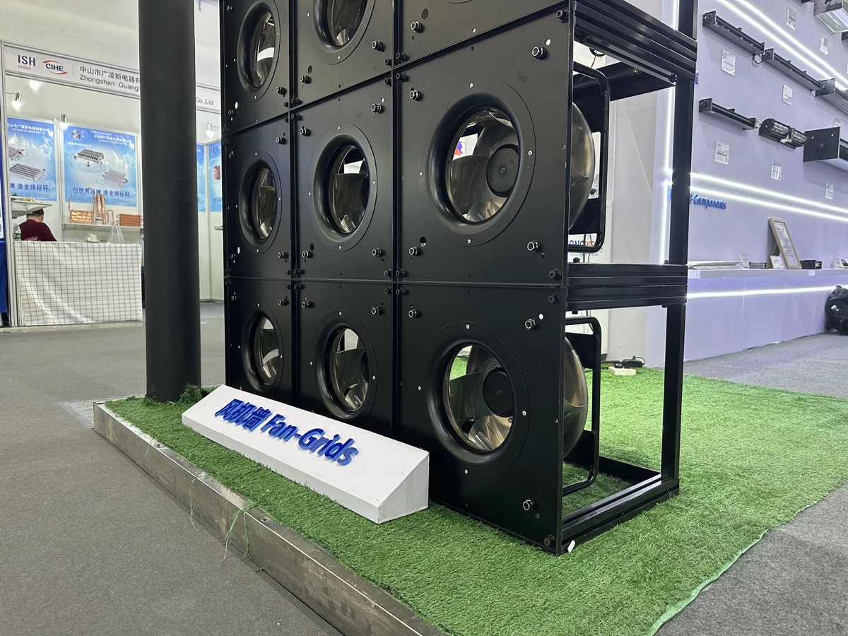 朗伟海外展会现场